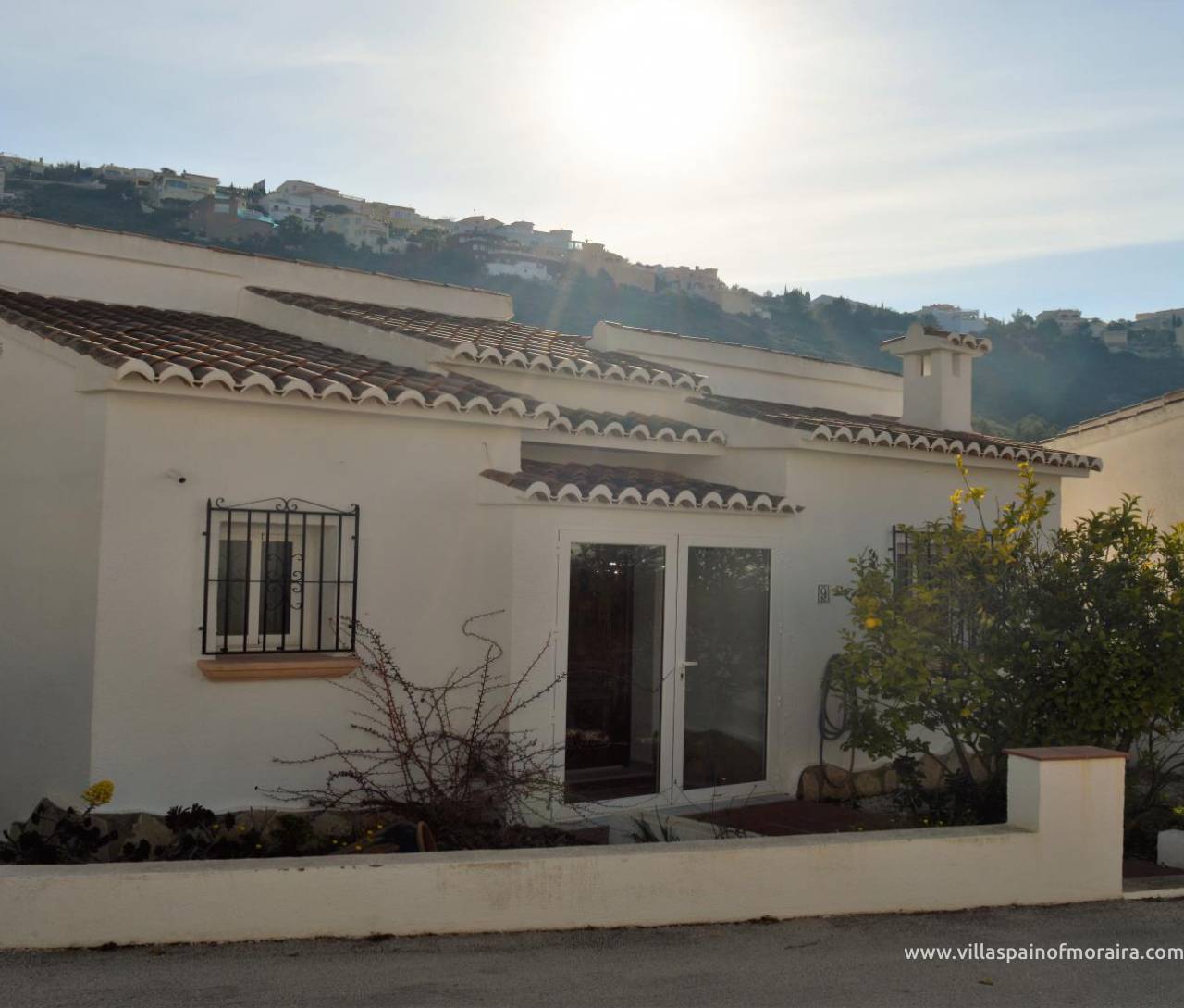 Los Alcazares villa with sea views