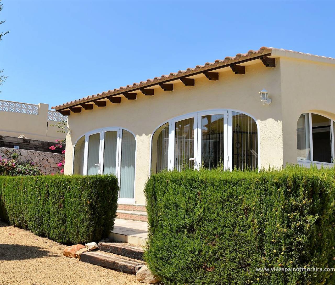 Los Molinos Villa for sale