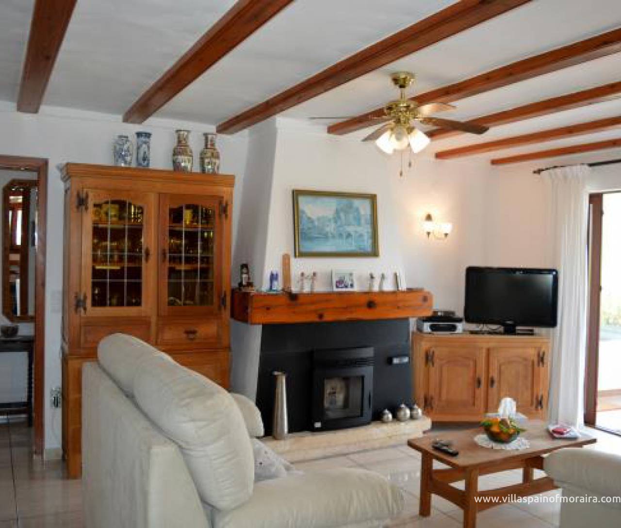 Moraira villa for sale under 300000 euros